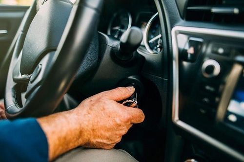 6 nguyên nhân khiến ô tô chết máy giữa đường