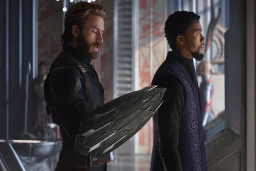 Hai chiếc khiên mới có xuất xứ Wakanda của Captain America