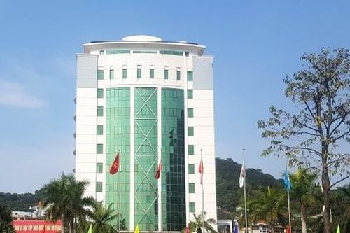 Cty Than Hòn Gai: Đầu năm rầm rộ 'treo thưởng' tiền an toàn, cuối năm hủy trong lặng lẽ?