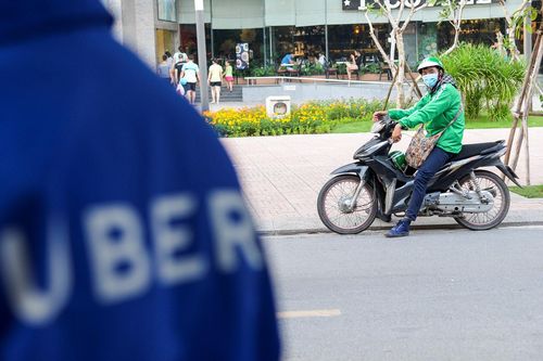Bộ Công an đề nghị không kéo dài thời gian thí điểm Uber, Grab