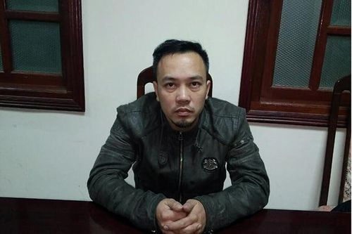 Bắt đối tượng mang 'bom', súng táo tợn cướp ngân hàng