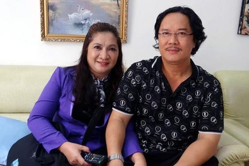 Ít ai biết nữ 'phù thủy lồng tiếng' phim là vợ tài tử Công Hậu một thời