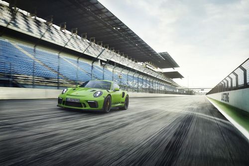 Porsche trình làng xe thể thao 911 GT3 RS mới, giá gần 14 tỷ