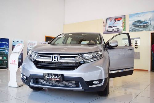 Honda CR-V 2018 giá rẻ vì bị rút gọn nhiều trang thiết bị?