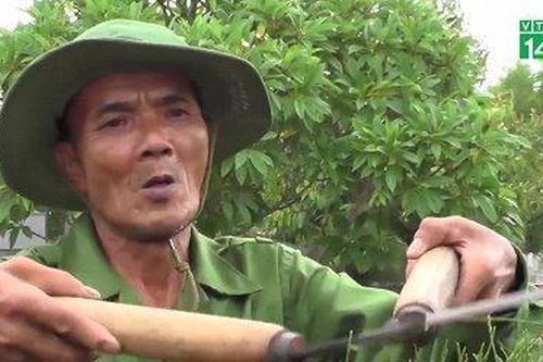 Gặp người 40 năm làm đẹp cho hàng nghìn phần mộ liệt sĩ