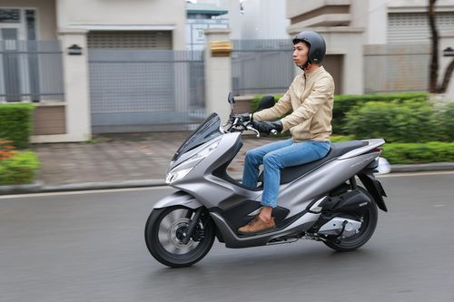 Đánh giá PCX 150 2018: Xe tay ga lái 'sướng' nhất của Honda