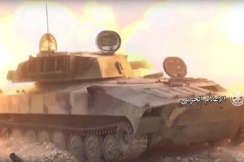 Phe thánh chiến bất ngờ tấn công, quân đội Syria mất 2 thị trấn ở Hama