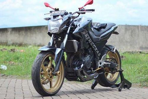 Yamaha FZ150i: Mẫu xe độ từ Yamaha R25