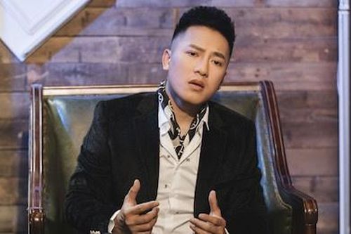 'Ngắm hoa lệ rơi' bất ngờ hot trở lại dù bị nhiều người chê