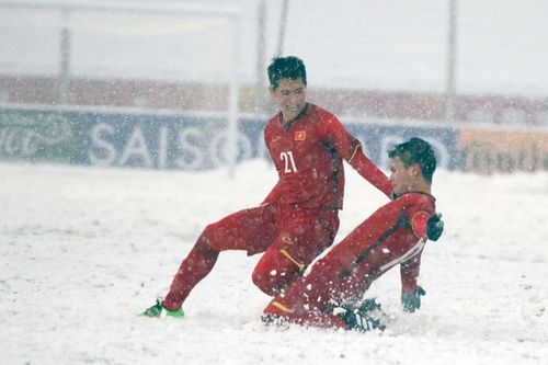 Siêu phẩm 'cầu vồng trong tuyết' của Quang Hải đẹp nhất U23 châu Á