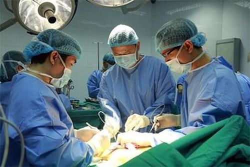 Thành tựu mới trong nghiên cứu, ứng dụng khoa học và công nghệ y tế