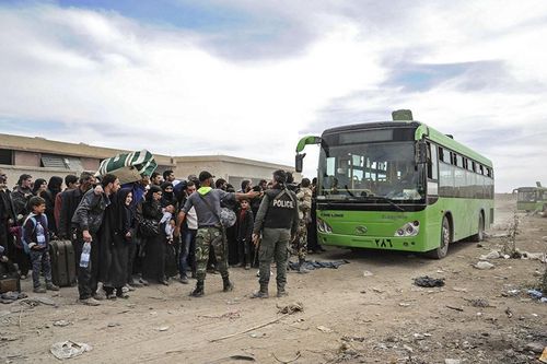 Nga ra tay, phe thánh chiến cố thủ 'pháo đài' ở Đông Ghouta xin hàng
