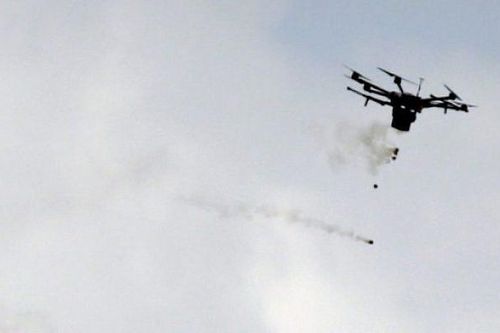 Israel dùng UAV thả lựu đạn cay xuống người biểu tình ở Gaza