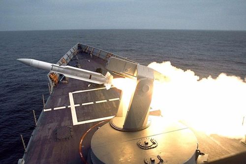 Iran cải tiến vũ khí Mỹ để đối phó Mỹ
