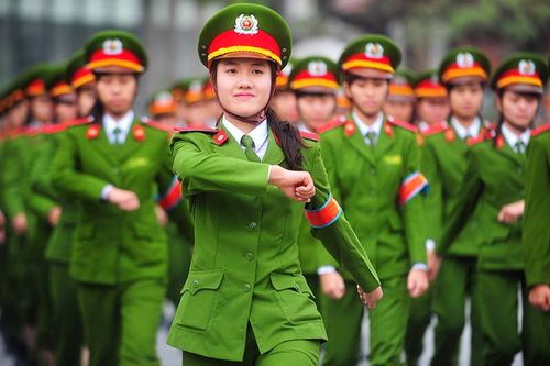Tuyển sinh 2018: Có thể đăng ký cùng lúc cả trường công an và quân đội được không?