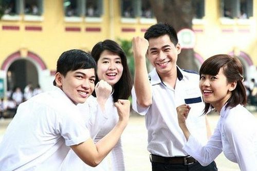 Chọn cafe là thức uống thường xuyên trong mùa thi, sĩ tử có thể đối mặt với những nguy hiểm nào?