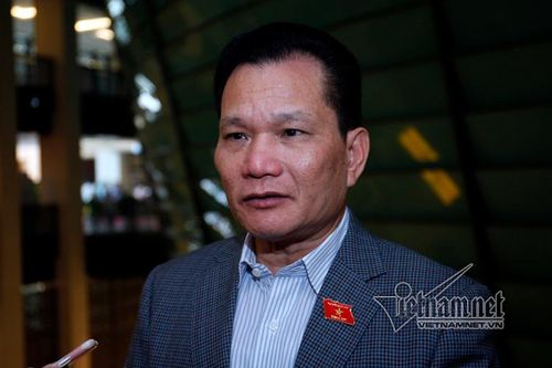 Nếu chỉ có lương thì đào đâu ra biệt phủ