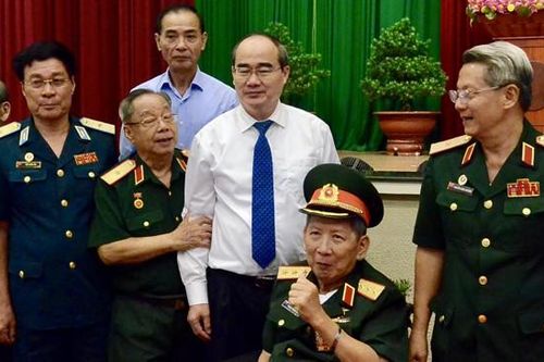 Bí thư Thành ủy TPHCM Nguyễn Thiện Nhân: Chấn chỉnh công tác cán bộ, ngăn chặn lợi ích nhóm