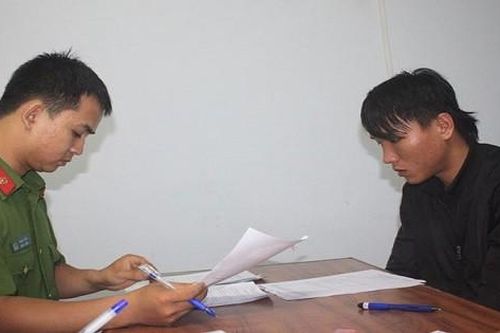 Đà Nẵng: Mâu thuẫn giữa hai cô gái tại quán cắt tóc, nam thanh niên rút dao đâm chết người