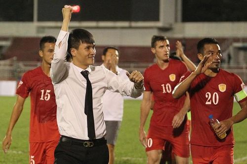 Đầu tư bạc tỷ, Công Vinh có đưa CLB TP. HCM 'vượt vũ môn'?