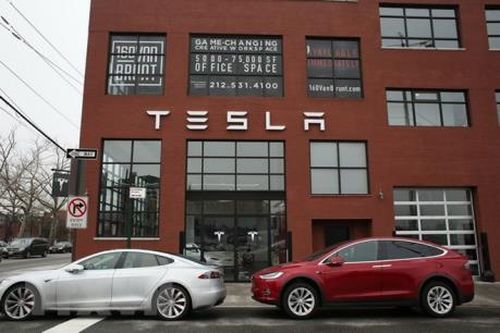Tesla có thể sẽ 'cạn tiền' trong vòng một năm