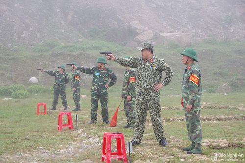 Khai mạc lớp bồi dưỡng kiến thức quốc phòng - an ninh đối tượng 3