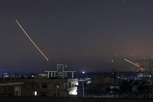 Khách dự đám cưới ở Israel hoảng loạn khi thấy 'tên lửa từ Syria'