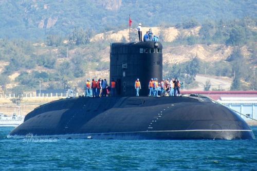 Việt Nam là 'khách sộp' thứ ba của vũ khí Nga