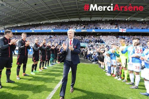 HLV Arsene Wenger chia tay Ngoại Hạng Anh: Đến đối thủ cũng rưng rưng xúc động
