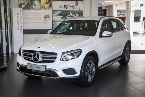 Rẻ hơn 260 triệu, Mercedes-Benz GLC 200 bị lược bỏ nhiều trang bị