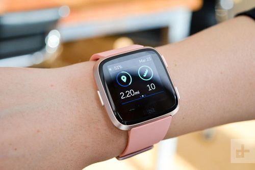 Tư vấn mua đồng hồ thông minh: nên chọn Fitbit thay vì Apple Watch