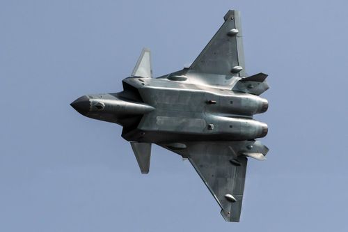 Su-30MKI của Ấn Độ 'tóm gọn' tiêm kích tàng hình J-20 Trung Quốc