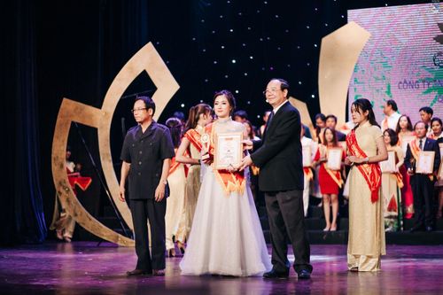 QA14 Shop đạt top 10 Thương hiệu ưa chuộng 2018