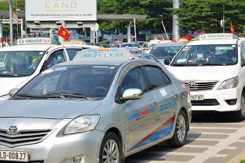 Đã có hãng taxi đầu tiên tại Việt Nam đóng cửa vì Uber, Grab?