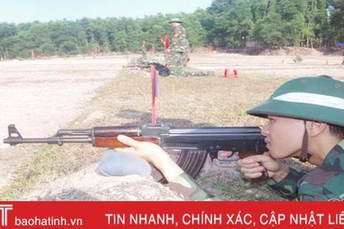 Xem chiến sỹ mới Trung đoàn 841 bắn súng AK, ném lựu đạn