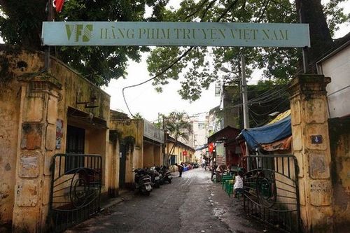 Gần 1 năm sau cổ phần hóa hãng Phim truyện VN: Phòng ốc tan hoang, nghệ sĩ hoang mang