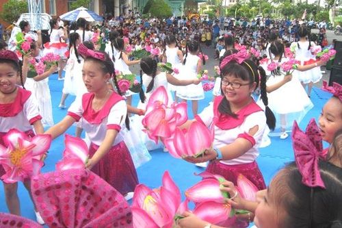 Trung tâm Hoạt động thanh thiếu nhi khai mạc hoạt động hè