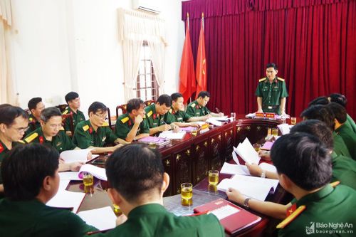 Bộ CHQS tỉnh: Bàn giao chức danh Hiệu trưởng Trường Quân sự tỉnh
