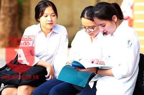 Đáp án tham khảo môn Toán trong kỳ thi vào lớp 10 tại Hà Nội 2018