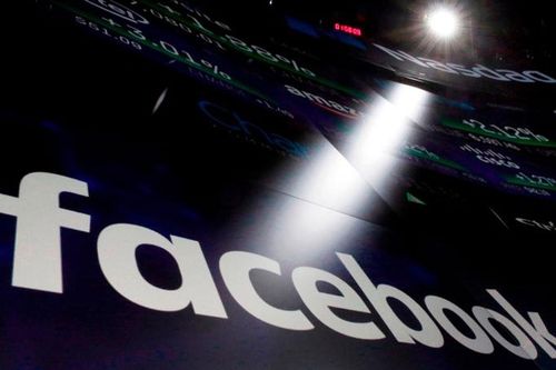 Facebook biến bài đăng riêng tư của 14 triệu người dùng thành 'công khai'