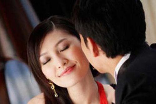 Khi đàn ông ngoại tình, nghĩa vợ chồng bị đạp dưới chân