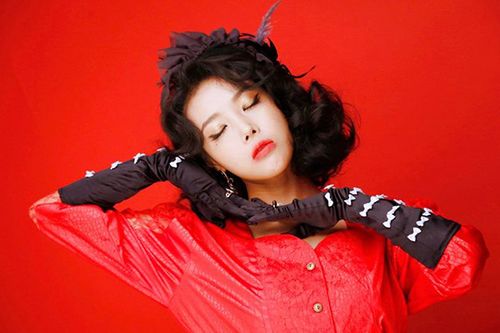 Xem sân khấu solo của cựu thành viên Wonder Girls: 'Thần tượng 10 năm mà kĩ năng như một trò đùa'