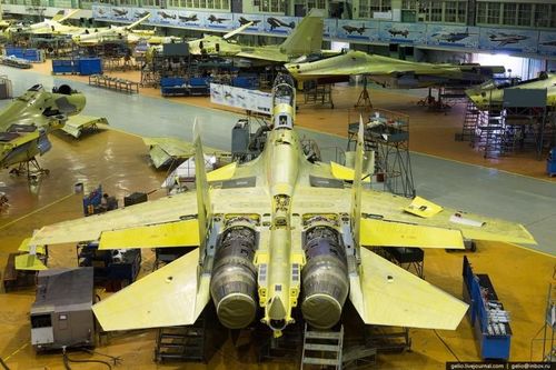 Soi nơi sản xuất 'hổ mang chúa' Su-30 cho Việt Nam