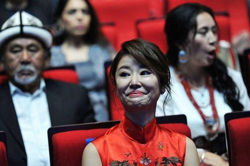 Lâm Tâm Như lộ khoảnh khắc kém duyên 'khó đỡ'