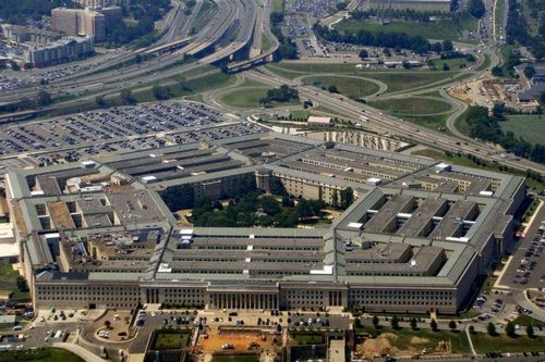 Lầu Năm Góc bác tin liên minh quốc tế tấn công quân đội Syria