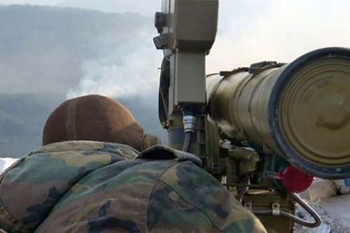 Quân đội Syria, các nhóm thánh chiến bắn phá lẫn nhau bằng tên lửa chống tăng