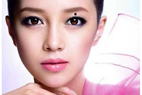 Xem tướng nốt ruồi trên mặt biết giàu sang hay nghèo hèn