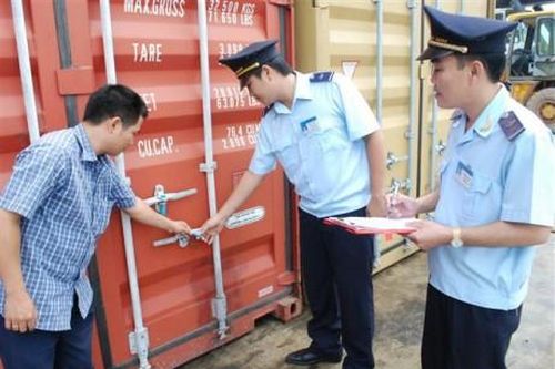 Doanh nghiệp kêu 'một cửa, nhiều khóa', hải quan nói gì?