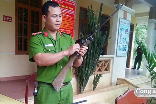 Giao nộp súng tự chế