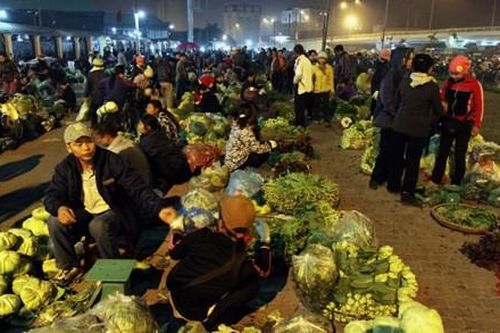 Các chợ đầu mối 'bỏ ngỏ' an toàn vệ sinh thực phẩm